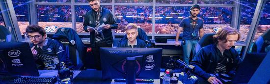 emo队成功战胜aq队展现强大实力